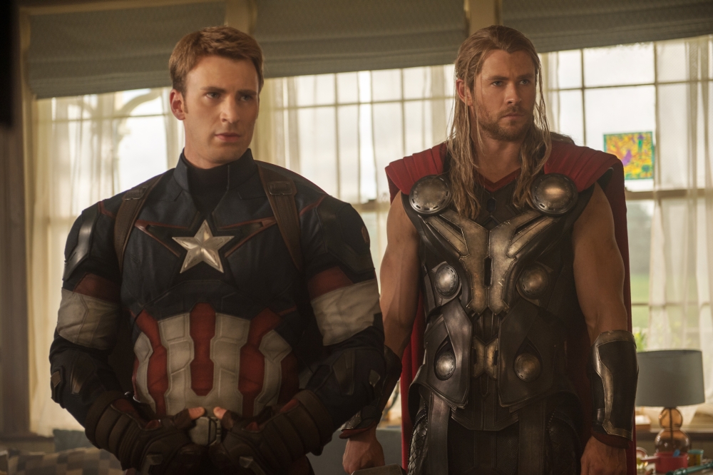 Marvel's Avengers: Age Of Ultron..Captain America/Steve Rogers (Chris Evans) and Thor (Chris Hemsworth)..Ph: Jay Maidment..?Marvel 2015